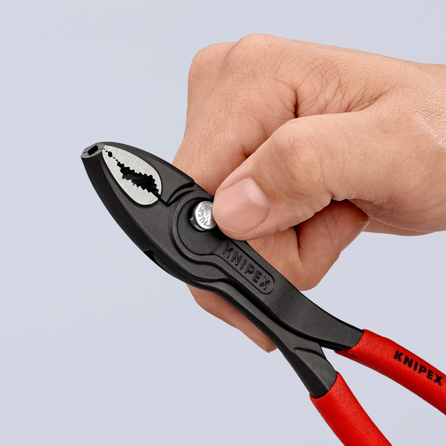 Knipex 82 01 200 TwinGrip Slip Joint Pliers With Non-slip Plastic Coating 200mm 5 Knipex 82 01 200 TwinGrip Slip Joint Pliers With Non-slip Plastic Coating 200mm - Image 3