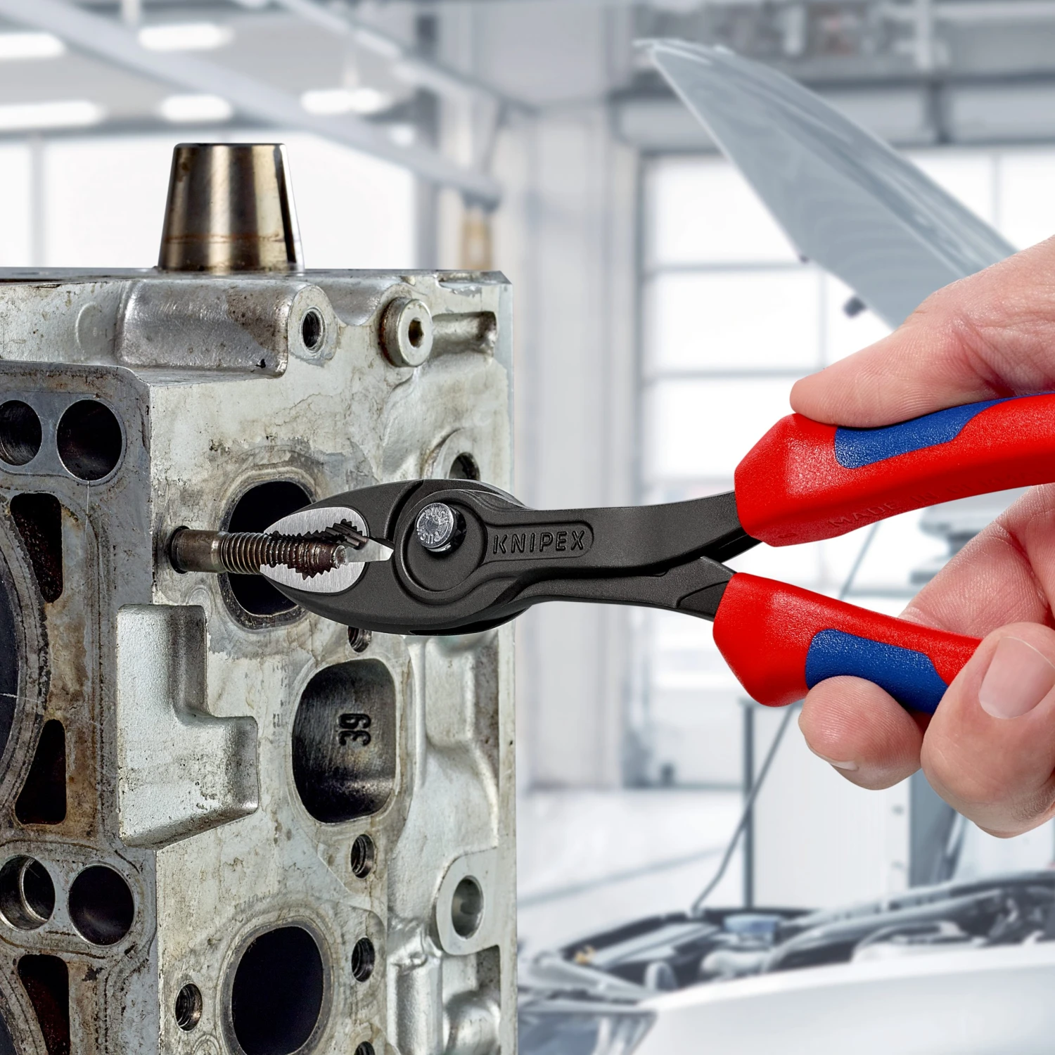 Knipex 82 02 200 TwinGrip Slip Joint Pliers With Multi-Component Grips 200mm 5 Knipex 82 02 200 TwinGrip Slip Joint Pliers With Multi-Component Grips 200mm - Image 3